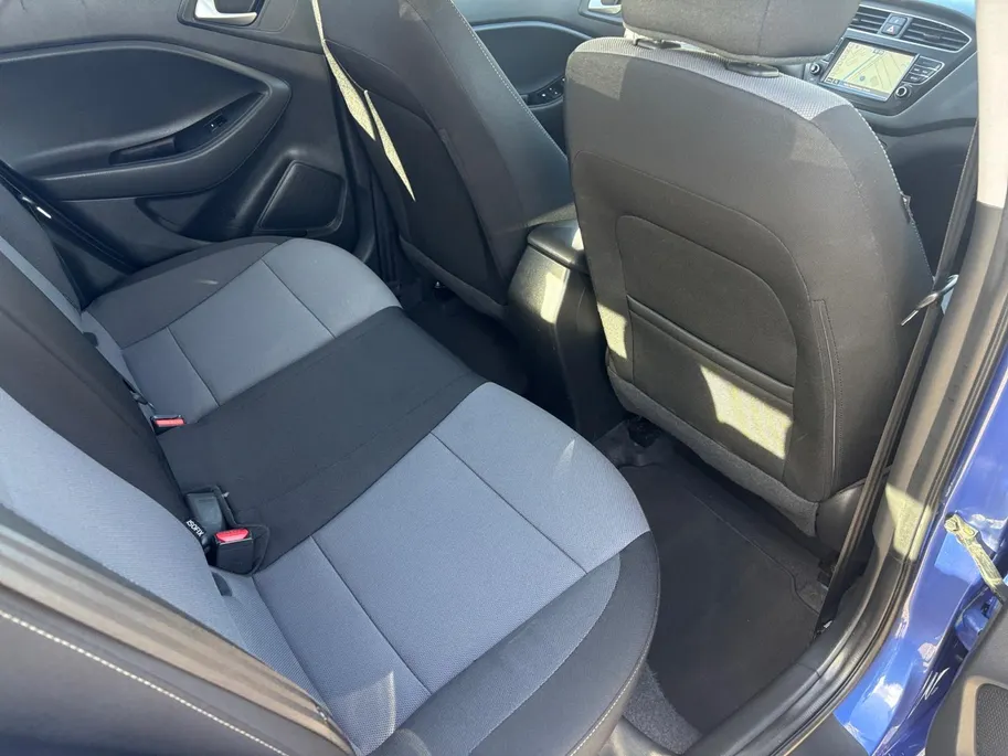 Hyundai i20 1.0 T-GDI Comfort | Climate control | Navi | Camera