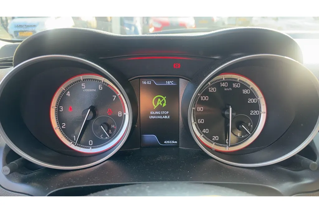 Suzuki Swift 1.2 Select Smart Hybrid | CRUISE/ CLIMATE CONTROL | STOELVERWARMING | NAVIGATIE | CAMERA |