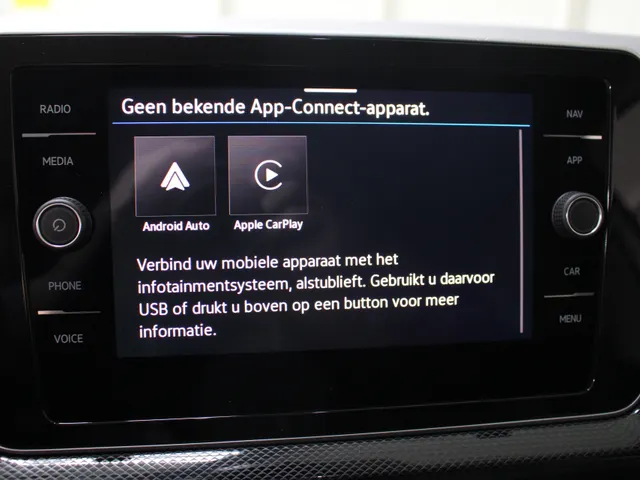 Volkswagen T-Cross 1.0 TSI Life Goal DSG Automaat Navigatie | IQ-Light | Camera | Climate Control | 4-Seizoenen banden