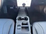 Ford Mustang Mach-E Standard RWD 73 kWh | Automaat | Pano dak | Adapt. Cruise control | BLIS | B&O audio | 360 graden camera | Parkeersensoren voor en achter | Elektr. achterklep | Fabrieksgarantie |