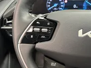Kia Niro 1.6 GDi PHEV DynamicPlusLine Edition | Orginele Kilometerstand! | Apple Carplay / Android Auto | Navigatiesysteem | Elektrisch Verstelbare Bestuurdersstoel | Stoel + Stuurverwarming | Licht + Regensensor | Parkeersensoren Voor + Achter | Camera Achter | 1