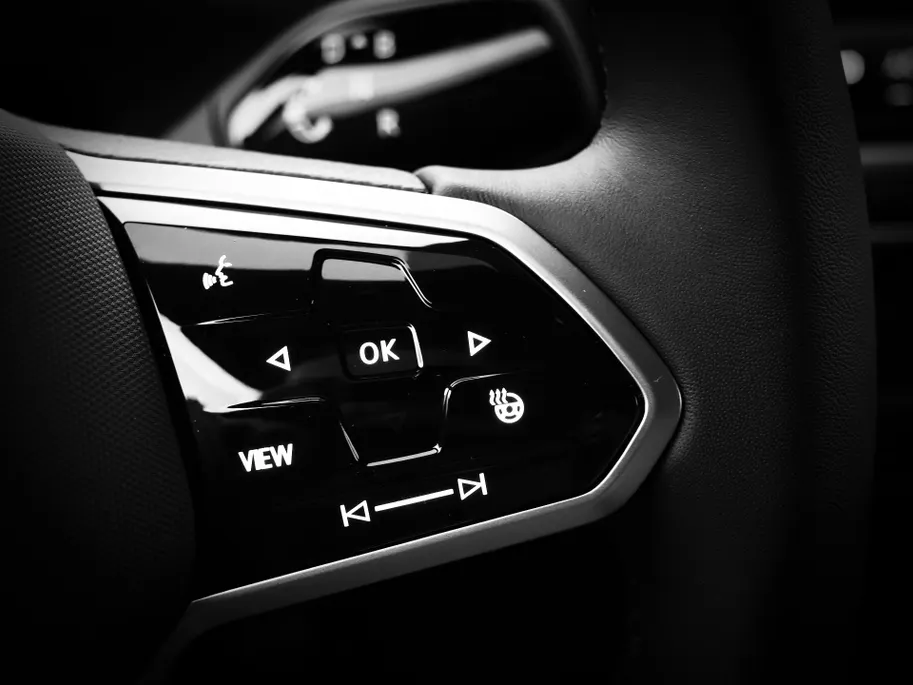 Volkswagen ID.7 Tourer Pro Limited Edition 77kWh 286pk · Navigatie · 360 camera · Trekhaak · 20' LM velgen