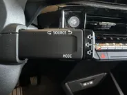 Renault Clio Techno | Camera | Climate Control﻿ | Draadloze oplader | 18 Inch velgen | Dode hoek Detectie | Sfeerverlichting, NU € 2.000,- VOORRAAD VOORDEEL *