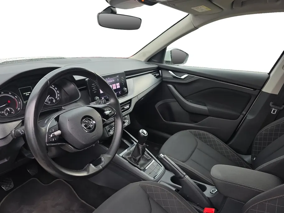 Škoda Kamiq 1.0 TSI Active | Apple/Android Auto | Parkeersensoren | Airco | Cruise Control | 12 maanden garantie! |