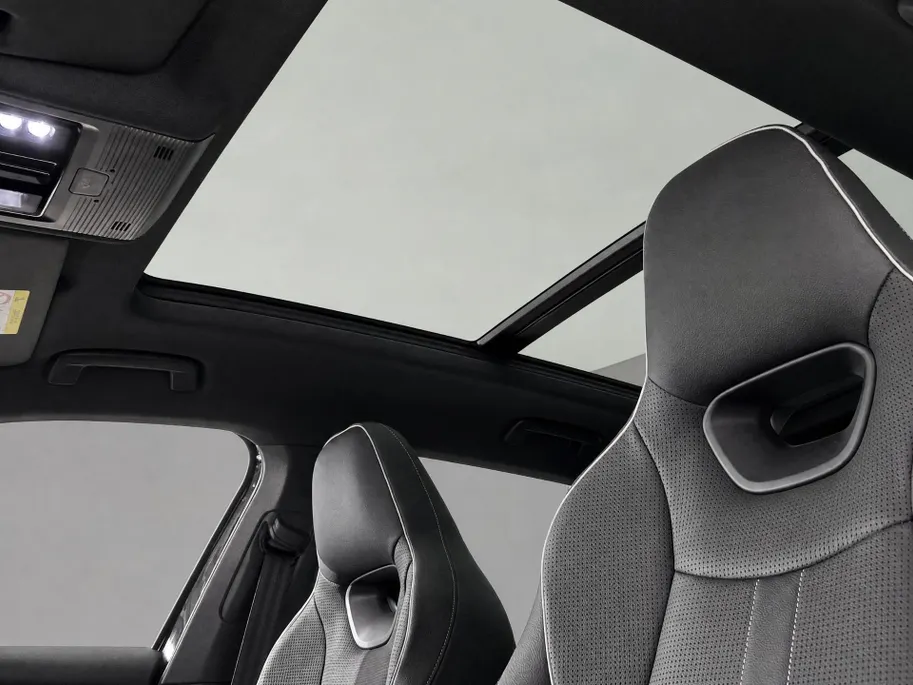 Škoda Superb combi Sportline Business 1.5TSI PHEV 204PK | suite Sportline bekleding | Panorama dak | Trekhaak |