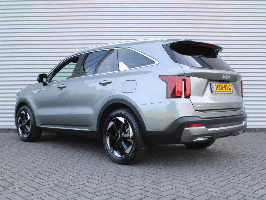 Kia Sorento 1.6 T-GDi Plug-in Hybrid 4WD ExecutiveLine 7p | Stuur-/stoelverwarming + ventilatie | Schuifdak | Leer | 360 Camera | Elek. stoelverst. | HUD | LED | 19' LM |