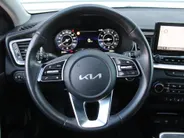 Kia Ceed 1.0 T-GDi DynamicPlusLine | Stuur-/stoelverwarming | Camera | Draadloos laden | LED | Dodehoek detectie | 16' LM |
