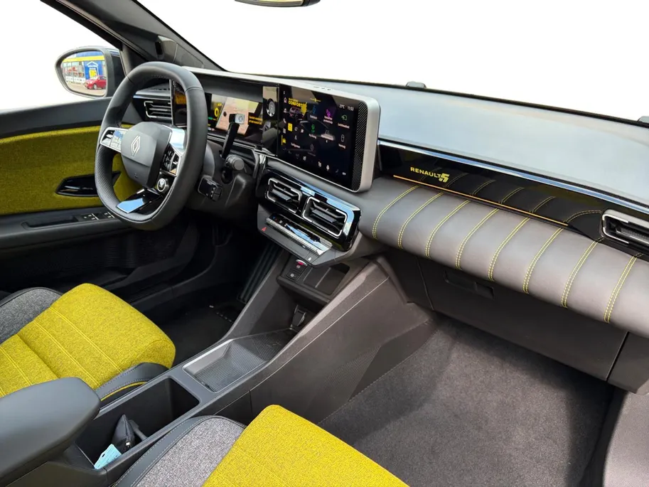 Renault 5 comfort range iconic cinq 52 kWh NU DEZE VOORRAAD AUTO MET 3460,- KORTING , Pack Safety & Advanced Driving Assist , allseason banden , Apple Carplay/Android Auto , stoel en stuurverwarming , navigatiesysteem , veel mooie opties.