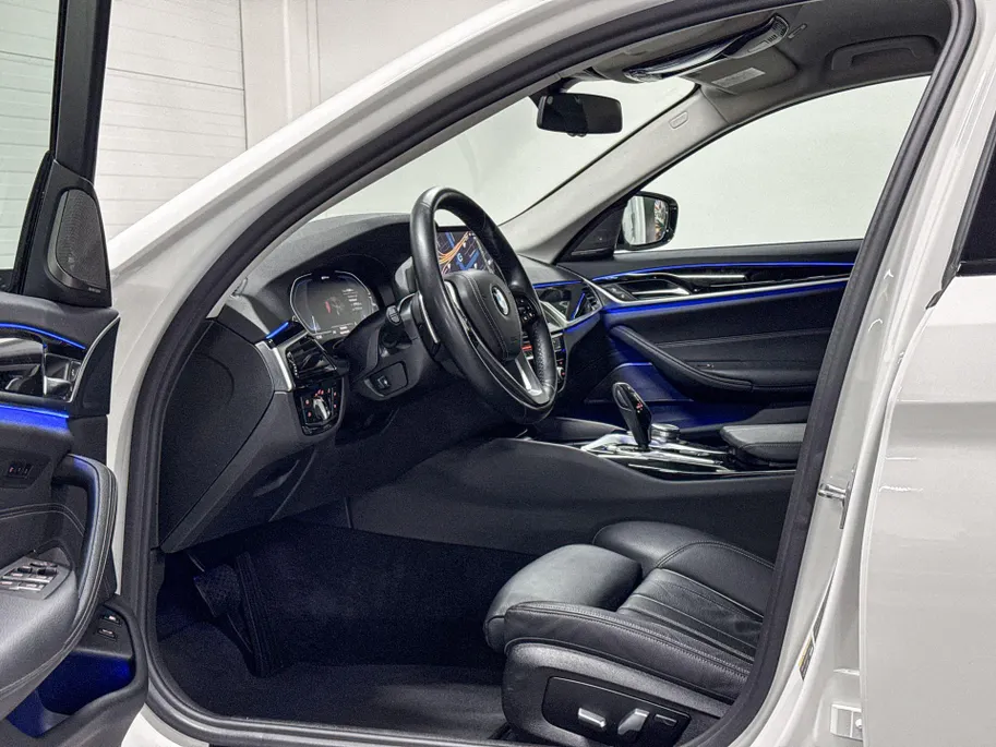BMW 5 Serie Sedan 530e iPerformance High Executive