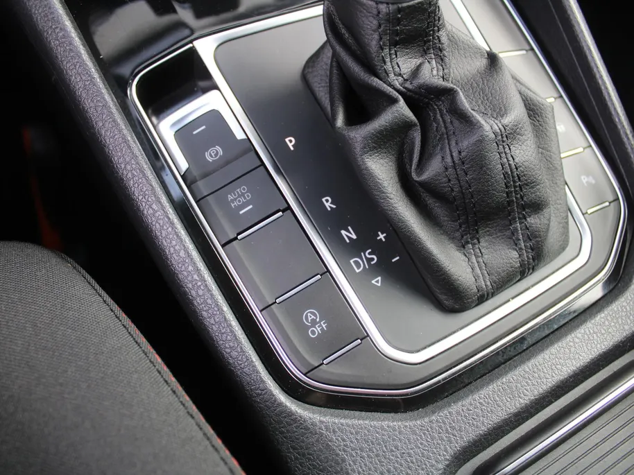 Volkswagen Golf Sportsvan 1.4 TSI Sound | Automaat | Navi | Trekhaak | 16” LM | Stoelverwarming | Cruise adapt. | All seasons | Apple CarPlay/Android Auto |