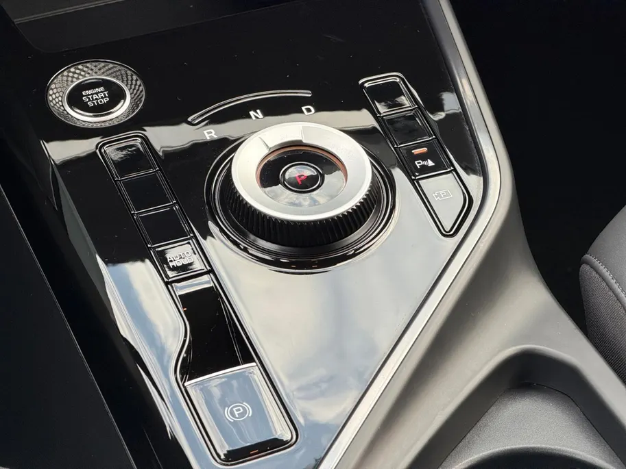 Kia Niro 1.6 GDi Hybrid DynamicLine | Navigatie | Camera | Adaptieve cruise control | Apple Carplay / Android Auto | Parkeersensoren voor en achter | Verbruik 1 op 20!