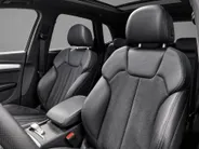 Audi Q5 50 TFSIe 299PK S-tronic S Line · Panoramadak · Camera ·  Luchtvering · Apple/Android Car Play · Keyless · 20'' Inch · Garantie t/m 28-05-2028 of 80000km.