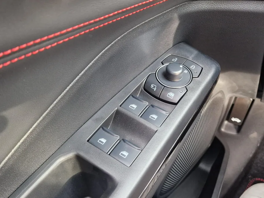 Ford Puma 1.0 EcoBoost Hybrid 125PK ST-Line X 18 Inch velgen - Cruise Controle Adaptief - Camera 360 - B&O Audio
