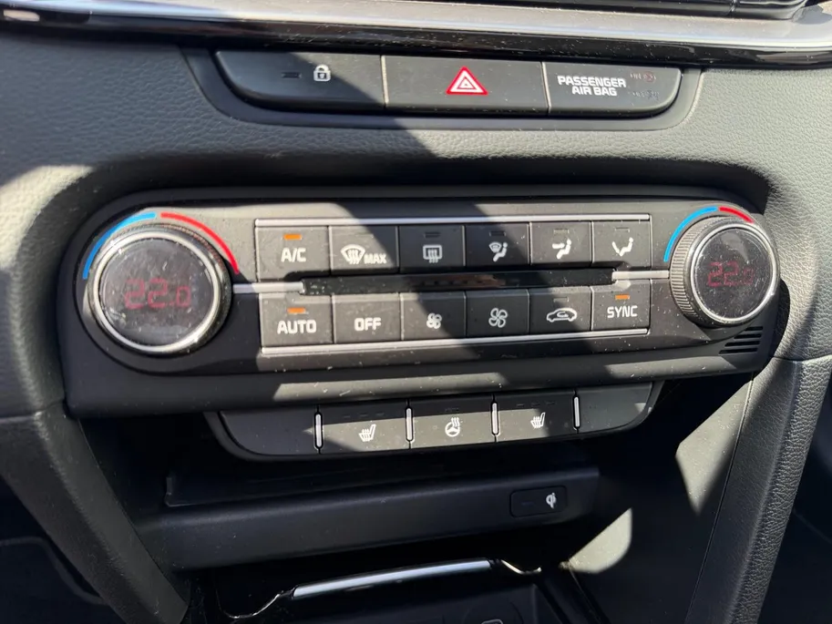 Kia ProCeed 1.0i Turbo GT-Line 120 PK | Cruise Control | Climate & cruise control | Panoramadak | Stoel & stuurverwarming | Elektrische Kofferbak | Navigatie | Apple Carplay/Android Auto | Fabrieksgarantie | NAP