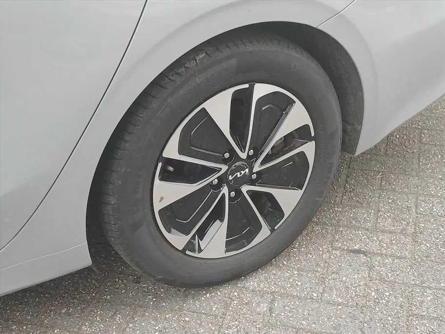 Kia Ceed Sportswagon Sw 1.0 T-GDi 100pk Design Edition / Cruise / Clima / JBL