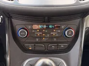Ford Kuga 1.5 EcoBoost Titanium TREKHAAK I VOORRUITVERWARMING I ACHTERUITRIJCAMERA I CRUISE CONTROL I APPLE CARPLAY / ANDROID AUTO I