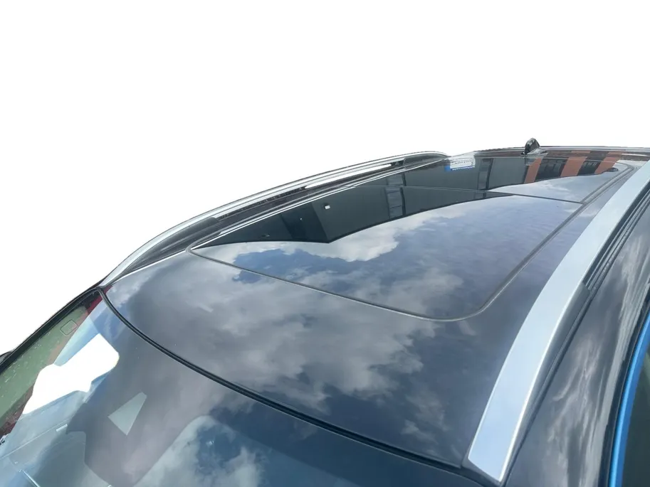 Lynk & Co 01 1.5 | Automaat | Panorama Dak | 360* Camera | Stoelverwarming | Apple Carplay/Android Auto | DAB | Climate Control | Cruise Control | Navigatie