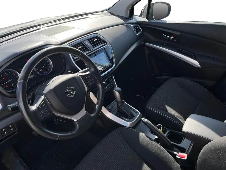 Suzuki S-Cross 1.4 Boosterjet Select Smart Hybrid |Automaat| Stoelverwarming| Camera| Apple Carplay/Android Auto| 12 maanden Bovag garantie|
