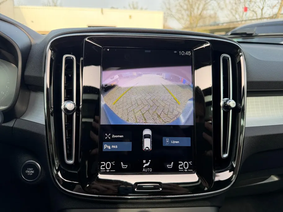 Volvo XC40 1.5 T4 Plug-in hybrid Ultimate Bright | Elektrischer achterklep | Pano dak | Harmon/Kardon | Achteruitrijcamera | Elektrsich verstelbare bestuurderstoel met geheugen |