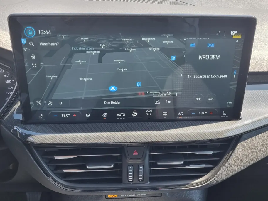 Ford Focus Wagon 1.0 EcoBoost Hybrid ST Line `NAVIGATIE GROOTSCHERM.
