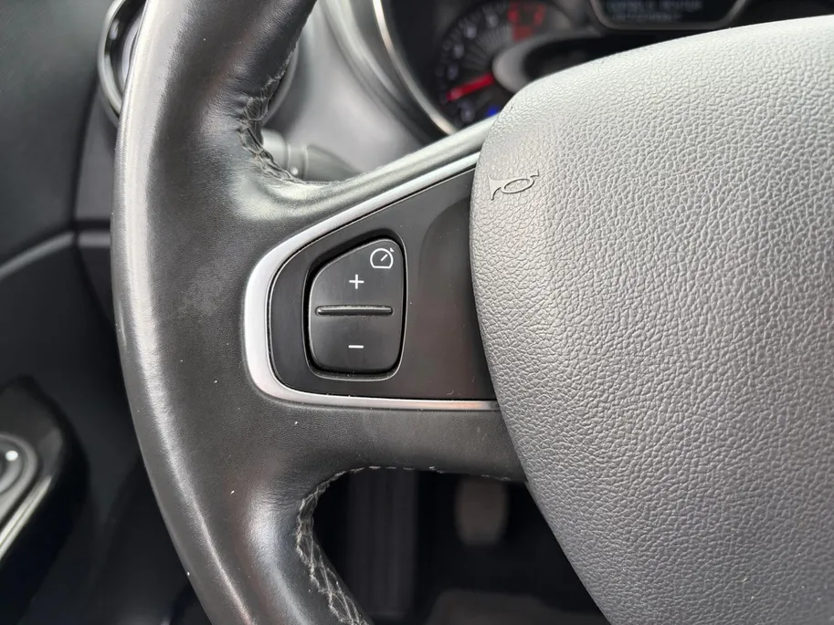 Renault Captur 0.9 TCe Dynamique *Navi+Camera*Climate Control*Cruise Control*Trekhaak*Armsteun*Leuke auto!