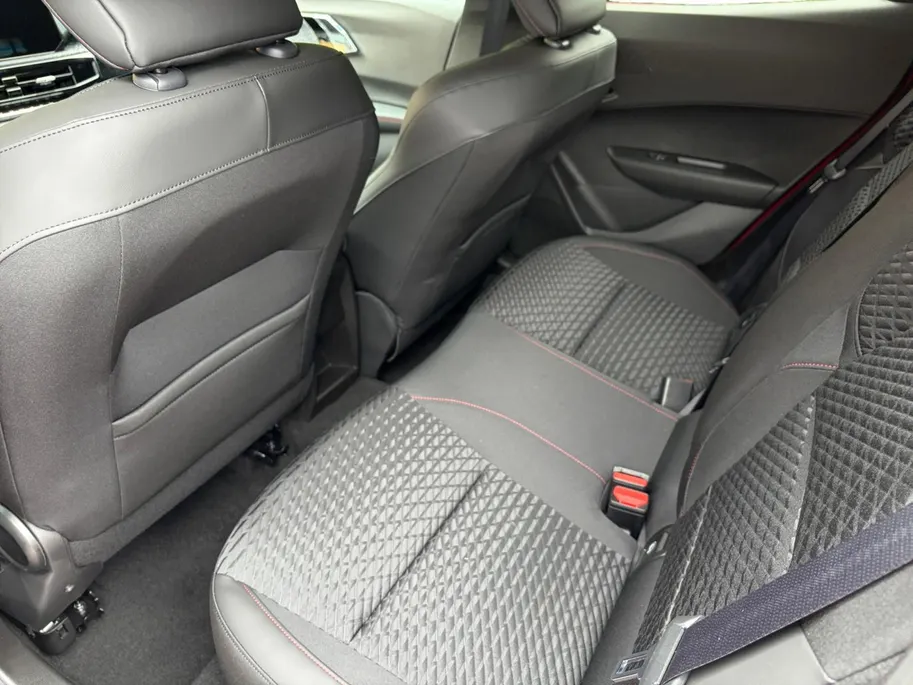 Renault Clio 1.8 E-Tech Full Hybrid 160 Techno | NU met €1.300,- Zeeuw & Zeeuw voorraadkorting | 5 jaar Gratis Garantie tot 160.000km en financier vanaf slechts 2,9% rente |