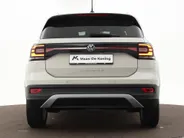 Volkswagen T-Cross 1.5 TSI 150pk DSG Style · Apple/Android Car Play · Stoelverwarming · LED verlichting