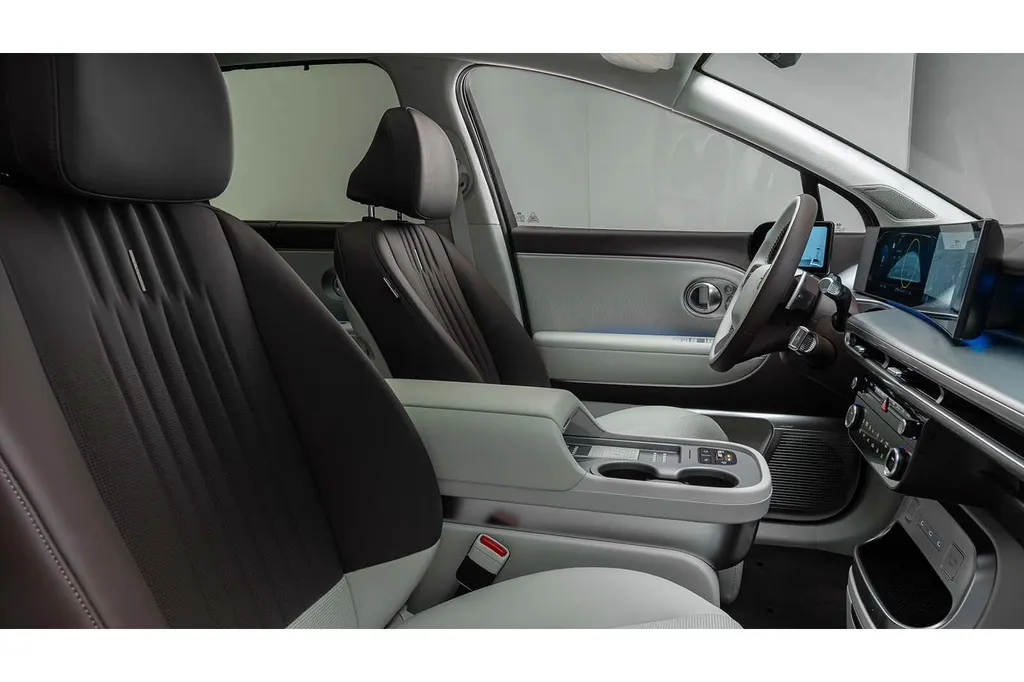 Hyundai IONIQ 9 Lounge AWD 7p. 110.3 kWh | VERSCHILLENDE KLEUREN! | € 8.500,- korting! | OP=OP | ACTIE