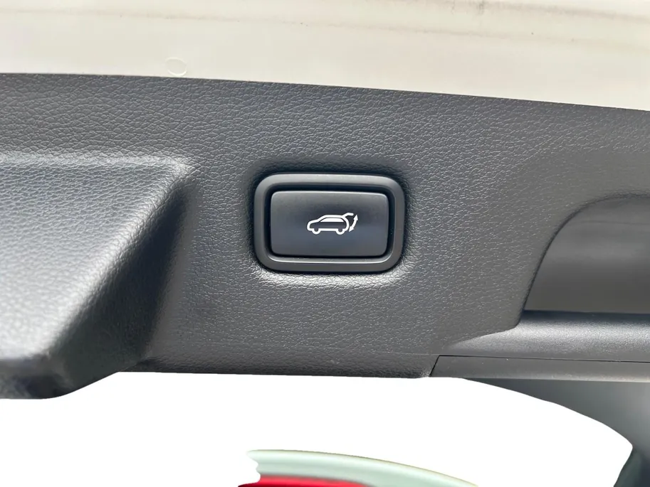 Kia XCeed 1.6 GDi PHEV ExecutiveLine | Trekhaak Afneembaar + 13-Polige Stekker | Apple Carplay / Android Auto | Navigatiesysteem | Stoelverwarming + Stoelkoeling | Stuurverwarming | Elektrisch Verstelbare Voorstoelen | Bestuurdersstoel Met geheugen | Elektrisch bed