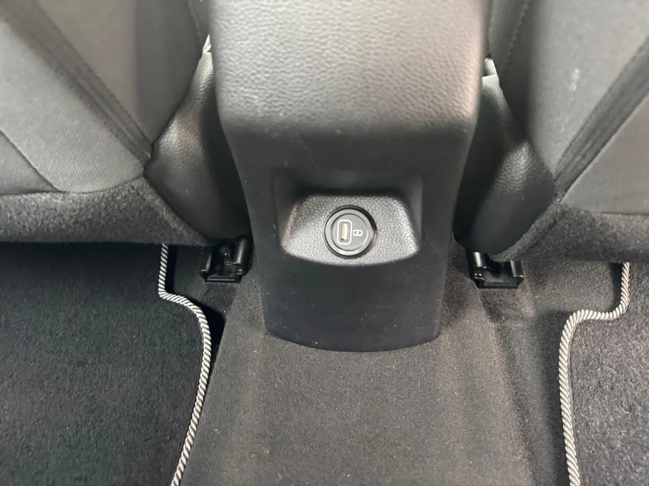 Kia Stonic 1.0 T-GDi MHEV DynamicLine | Climate Control | Camera | Cruise Control | LM Velgen | Apple Carplay | Android Auto