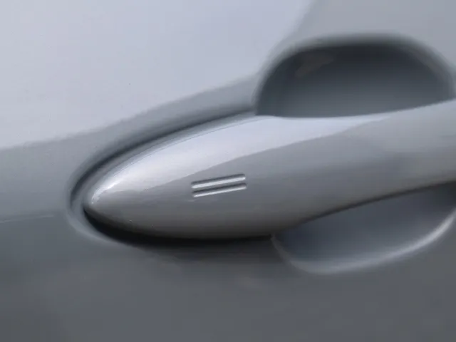 Toyota C-HR+ First Edition 77 kWh | Stuur/Stoel Verwarming | Apple/Android Auto