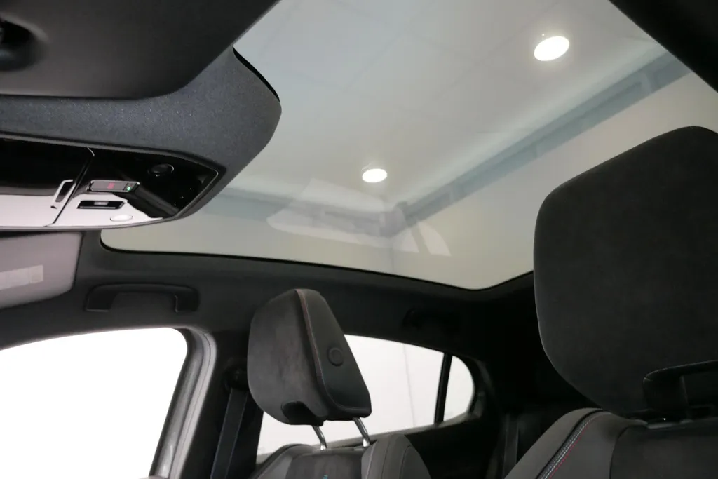 Renault Rafale 1.2 E-Tech full hybrid 200 esprit Alpine | Profiteer nu van €4.000,- Zeeuw & Zeeuw voorraadkorting |Uit voorraad leverbaar! *OP=OP
