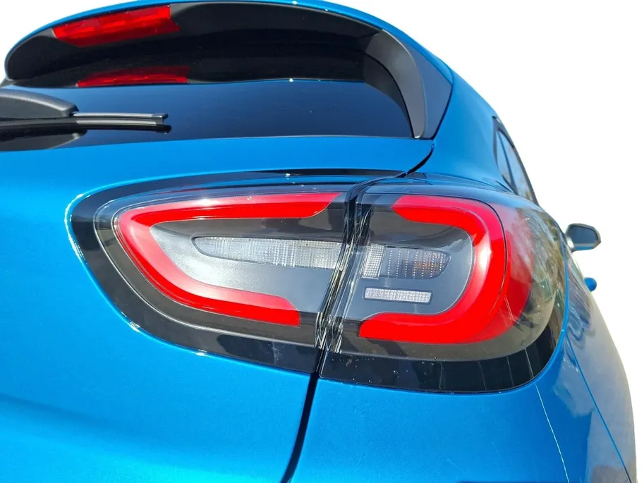 Ford Puma 1.0 EcoBoost Hybrid ST-Line | Nieuw te bestellen | €4000 Korting | Winterpack | Camera | Climate Control | 17' Lichtmetaal | Apple Carplay&Android Auto | Parkeersensoren | Navigatie |
