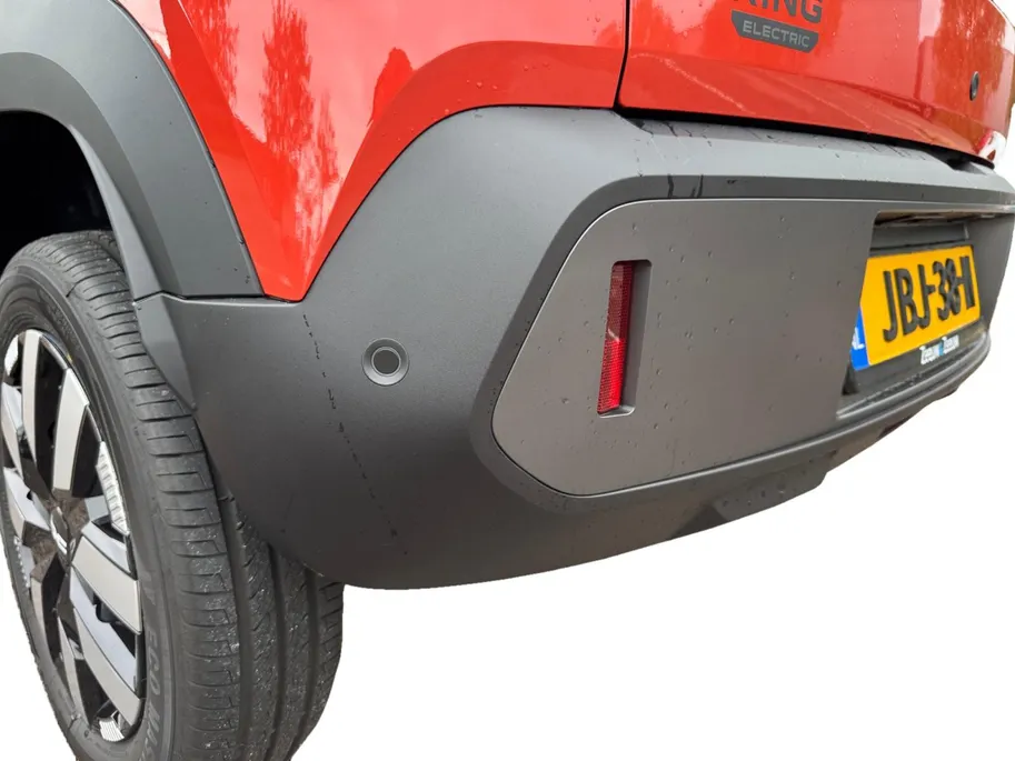 Dacia Spring Expression 65 26.8 kWh *Parkeersensoren*Tel Bluetooth*Cruise Control*| Rijdende demonstratie auto | Vraag naar de juiste kilometerstand |