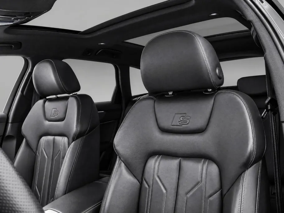 Audi A6 Avant 55 TFSI e quattro 367pk S Competition · Panoramadak · Camera · Leder · Apple/Android Car Play · Adaptive Cruise Control · Stuurwiel verwarmd · EXTRA INRUILKORTING ·