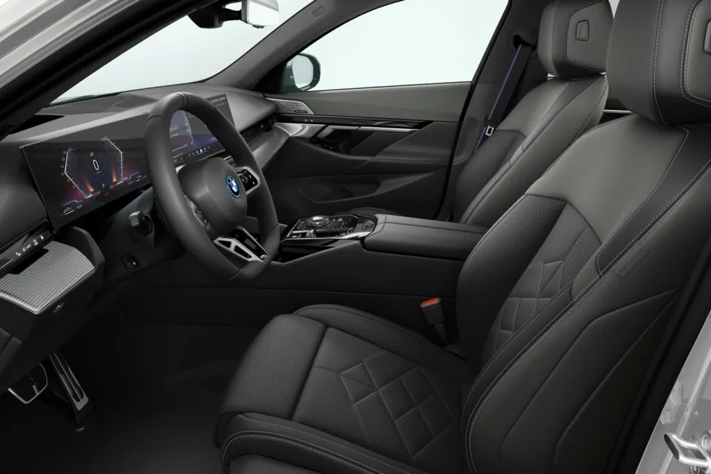 BMW 5 Serie Sedan 550e xDrive