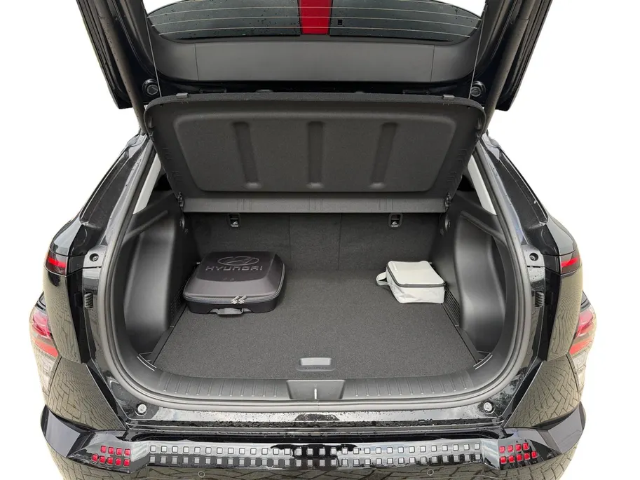 Hyundai Kona Electric Comfort Smart 64.8 kWh | DIRECT LEVERBAAR | SUPER GAVE ACTIE, TOT €1.500,- KORTING | OP=OP |