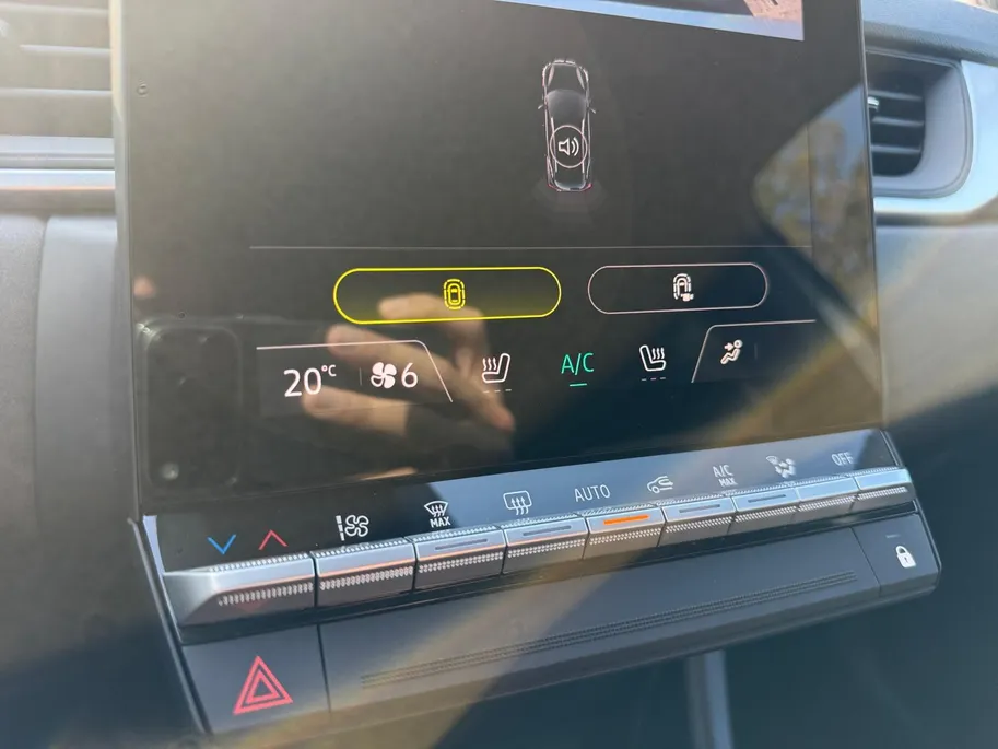 Mitsubishi ASX 1.8 HEV AT Black Edition | DIRECT RIJDEN | 3850 EURO REGISTRATIE KORTING | CARPLAY | ACHTERUITRIJCAMERA | STOELVERWARMING |