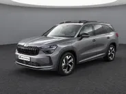 Škoda Kodiaq 1.5 TSI 204pk DSG PHEV Sportline Business · Panoramadak · Wegklapbare Trekhaak · Camera · Stoelverwarming · Eek. Voorstoel · 19'' Inch · Garantie t/m 01-07-2030 of 100.000km