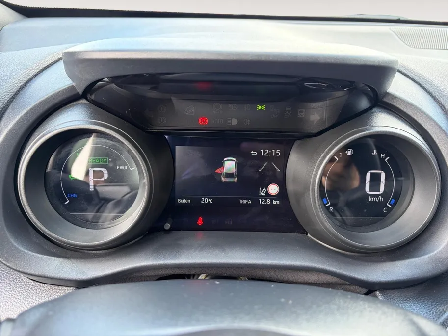Toyota Yaris Cross 1.5 Hybrid Dynamic *Automaat*Navigatie*Camera*Climate Control*LM. Velgen*Zeer nette auto!