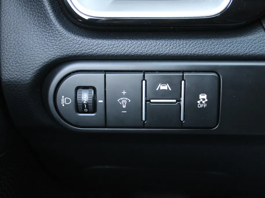 Kia Ceed 1.0 T-GDi DynamicPlusLine | Stuur-/stoelverwarming | Camera | Draadloos laden | LED | Dodehoek detectie | 16' LM |