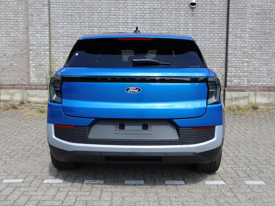 Ford Explorer Premium Extended Range RWD 77 kWh | Tot 2200kg trekgewicht! |  Nieuw te bestellen | 0,99% Rente i.c.m. Ford Options | Panoramadak | Driver Assistance Pack | AGR Stoelen |