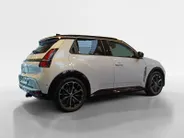 Renault 5 comfort range iconic cinq 52 kWh | Profiteer nu van €1.600,- voorraadkorting |Uit voorraad leverbaar op = op