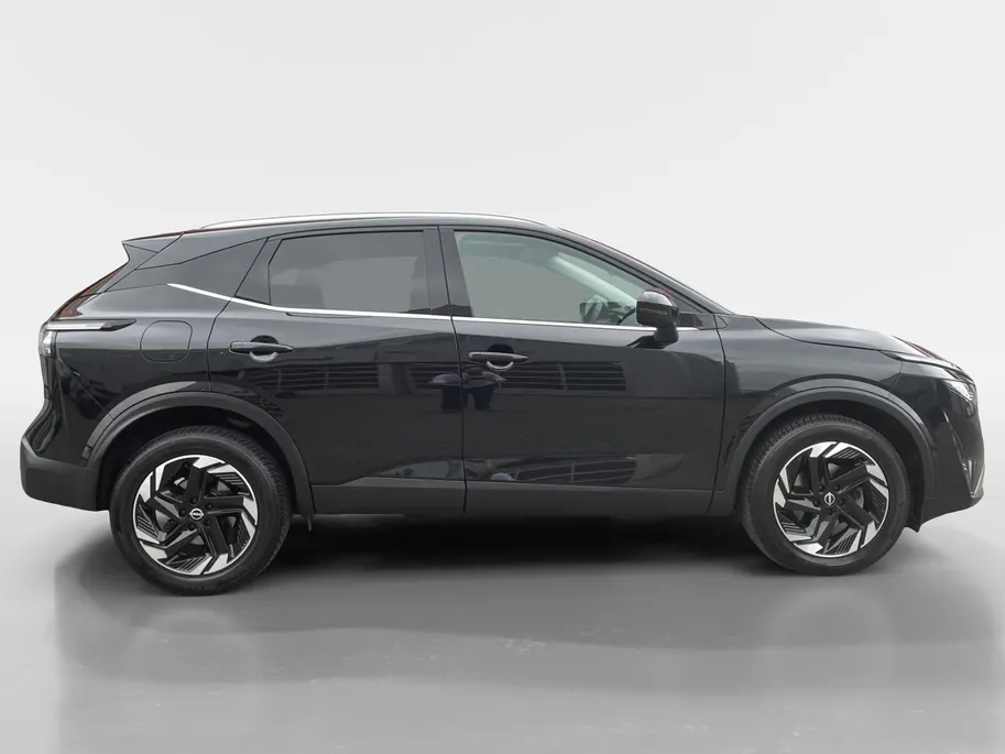 Nissan QASHQAI 1.3 MHEV Xtronic N-Connecta 158PK AUTOMAAT |+ Cold Pack + Easy Pack | 1800KG Trekgewicht | Elektrische achterklep | Navigatie | Apple Carplay & Android Auto | Pro Pilot (Adaptive Cruise Control) | Climate Control | Stoel- stuur en voorruitverarming |