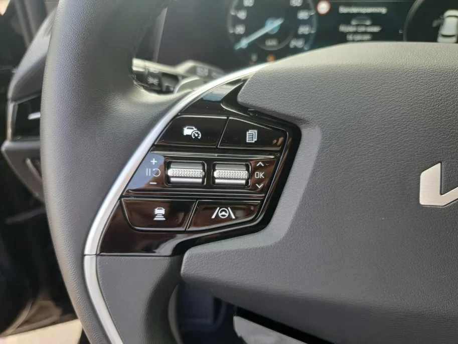 Kia Niro 1.6 GDi Hybrid DynamicLine | Trekhaak | Navigatie | Camera | Adaptieve cruise control | Apple Carplay / Android Auto | Verbruik 1 op 20!
