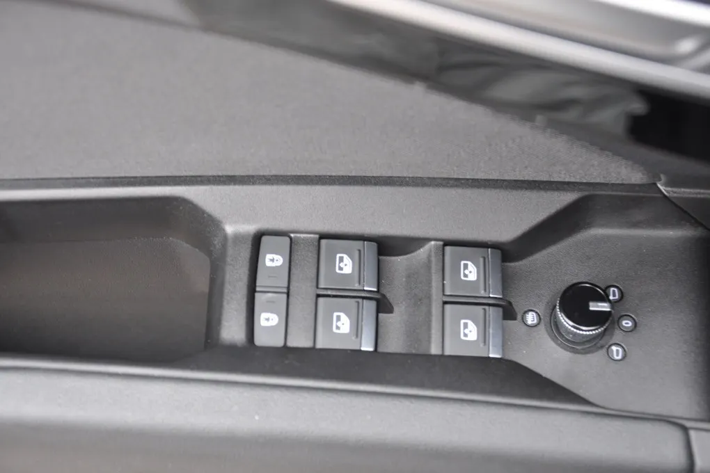 Audi Q4 e-tron 40 L ed AdvPl 77 kWh Climate