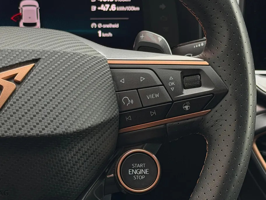 CUPRA Leon 1.5 PHEV Business 204PK AUTOMAAT | Elektrische actieradius tot 125km WLTP | Navigatie | Apple Carplay & Android Auto | Adaptive Cruise Control | Climate Control | Parkeersensoren voor & achter | 18'' Lichtmetalen velgen | Strakke auto