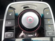 Kia e-Niro DynamicPlusLine 64 kWh | Climate control | Navigatie | Parkeercamera | Stoel + stuurverwarming | Keyless | Schuif-kanteldak | Line assist |