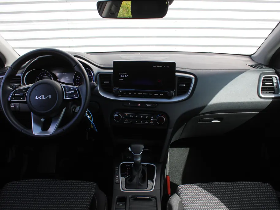 Kia Ceed Sportswagon 1.5 T-GDi DCT7 DynamicLine | Automaat | BTW Auto | Navi | Clima | Cruise adapt. | 16' LM | Camera | LED |