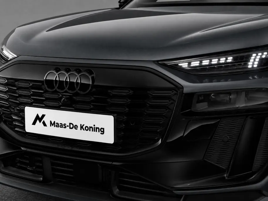 Audi Q6 e-tron Sportback S edition 83 kWh 252 PK · Glazen panoramadak · Trekhaak elek. wegklapbaar · Optiekpakket zwart